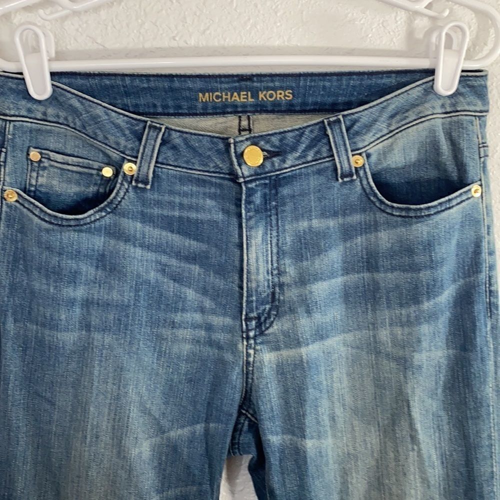 ⭐️MICHAEL KORS FLARE LIGHTLY DISTRESSED DENIM JEANS - Picture 3 of 10